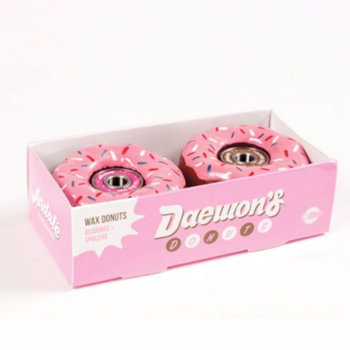 custom-pink-donut-boxes