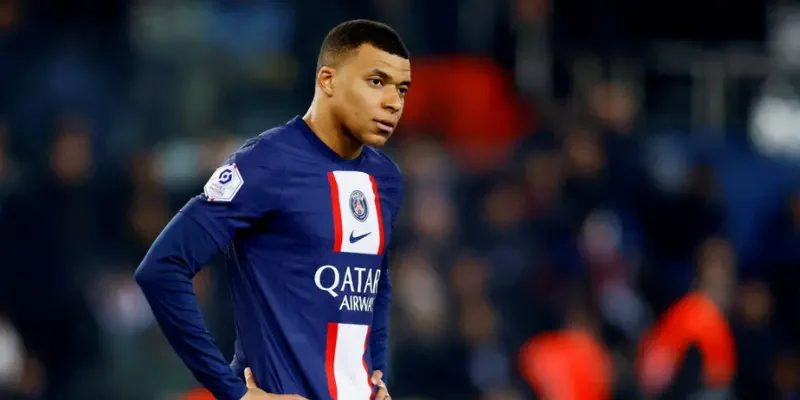 Tìm hiểu qua về mâu thuẫn giữa Mbappé vs PSG
